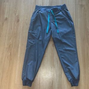 Zamora petite joggers size small